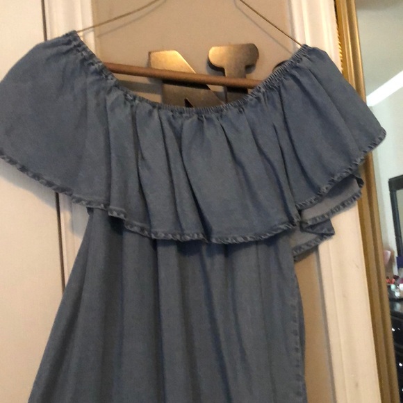 Dress - Picture 2 of 2